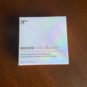 It Cosmetics Bye Bye Pores Illumination Powder